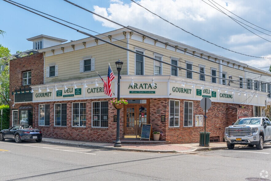 More Photos Of 303 Sea Cliff Ave, Sea Cliff Restaurant For Lease