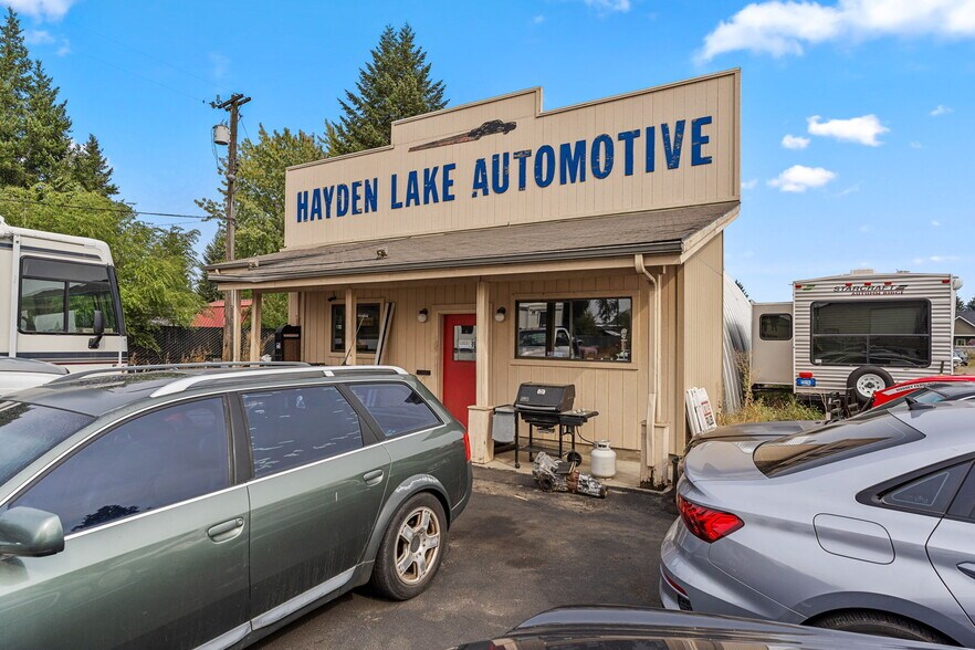 More Photos Of 11370 N Government Way, Hayden General Retail For Sale