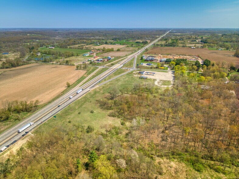 More Photos Of 2496 N Parma Rd, Parma Service Station For Sale