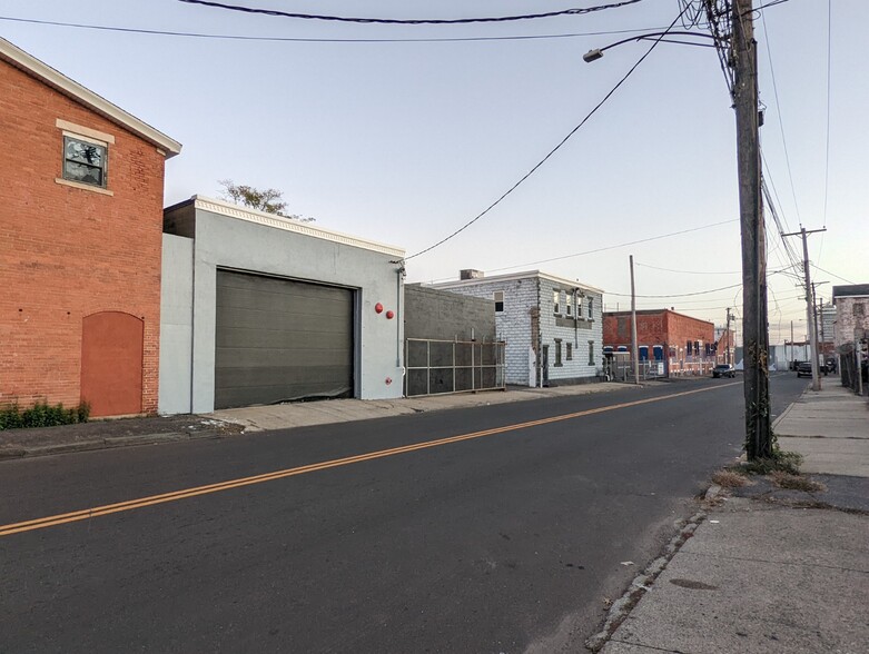 Primary Photo Of 72-116 Knowlton St, Bridgeport Unknown For Lease