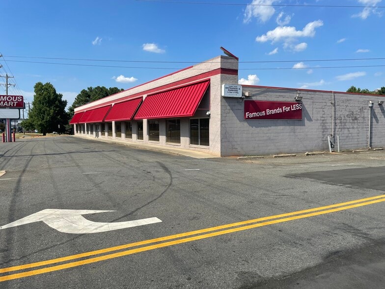 More Photos Of 6600 N Tryon St, Charlotte General Retail For Sale