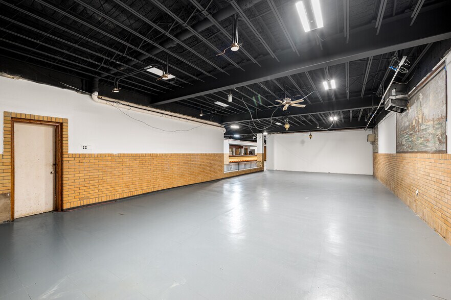 More Photos Of 379 Cherry St, Pottstown Flex For Lease