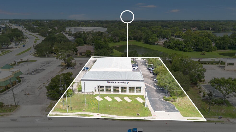 More Photos Of 2350 Us-17-92, Longwood Showroom For Sale