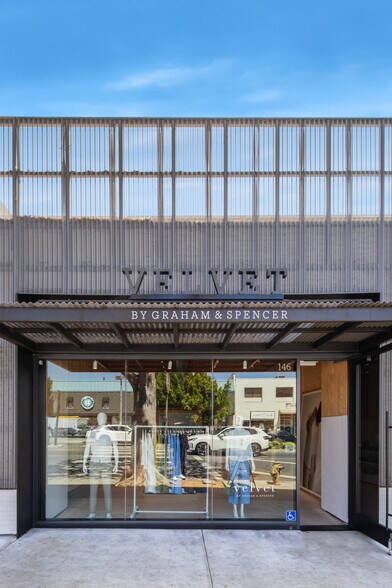 More Photos Of 124-148 N Larchmont Blvd, Los Angeles Storefront Retail Office For Sale