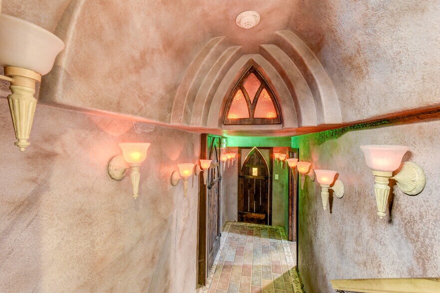 More Photos Of 1313 Washington St, Sumner Religious Facility For Sale