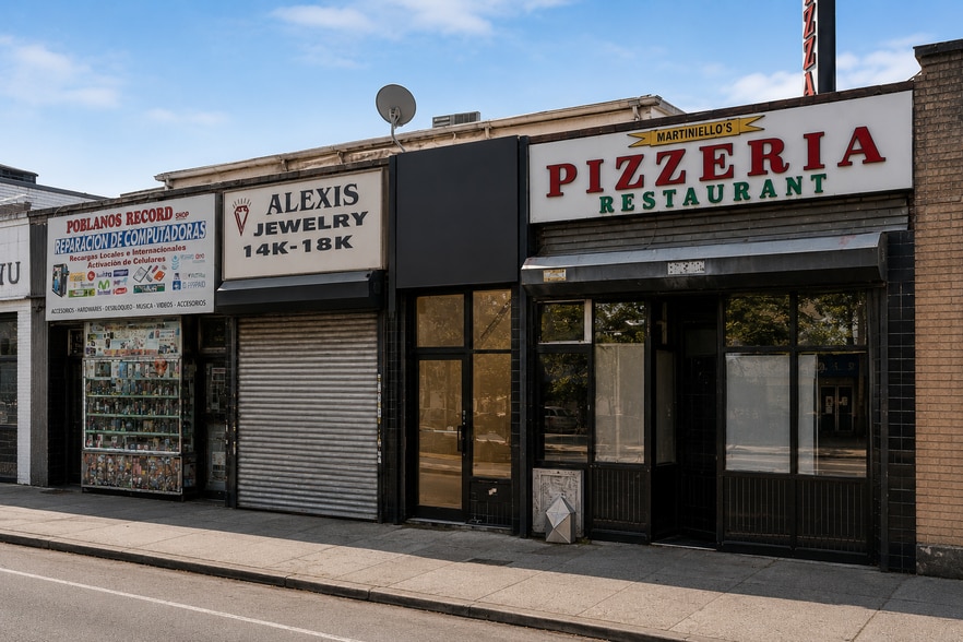 More Photos Of 9506 Roosevelt Ave, Jackson Heights Storefront For Lease