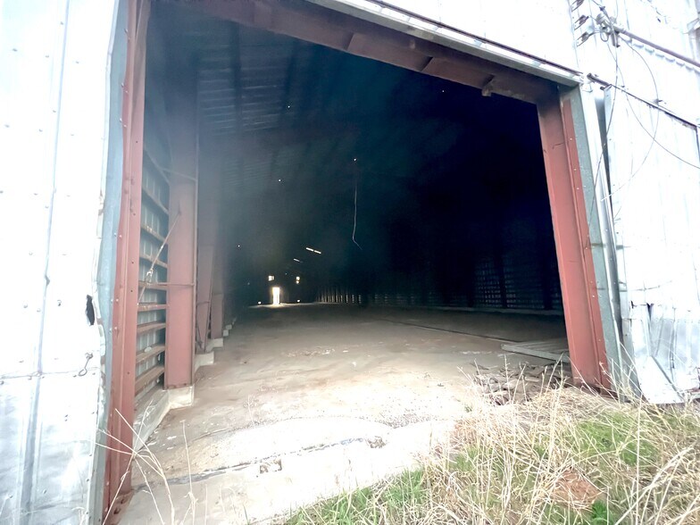 More Photos Of 1st St & Wilburn Ave St, Hollister Contractor Storage Yard For Sale