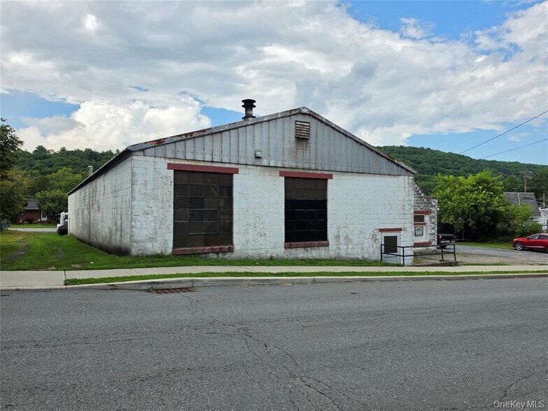 More Photos Of 30 Culvert St, Port Jervis Industrial For Sale