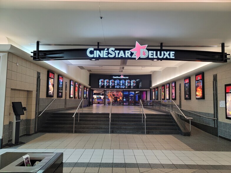 More Photos Of 5800 Boul Cavendish, Cote-St-Luc Unknown For Lease