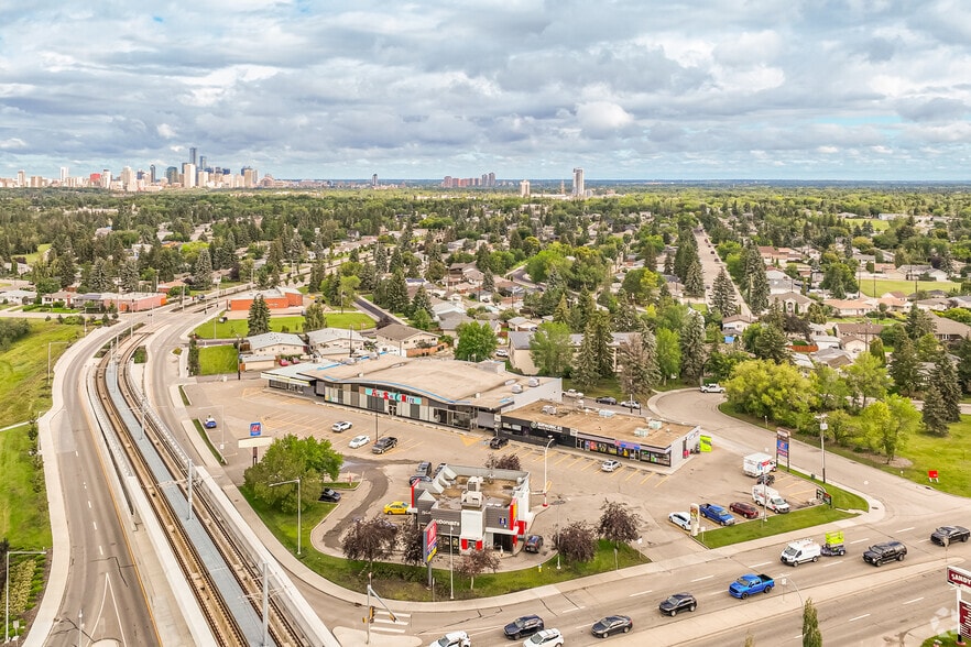 More Photos Of 6835 83rd St, Edmonton Storefront For Lease