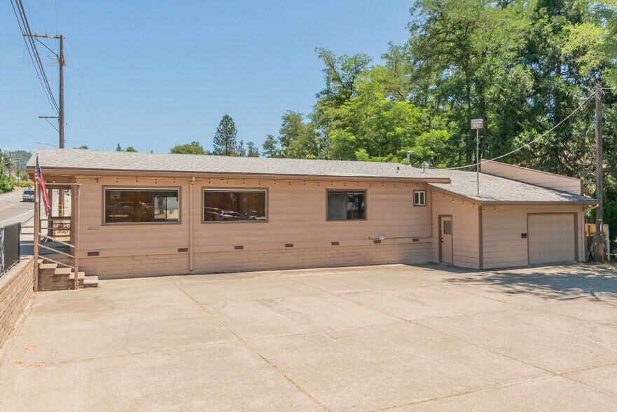 More Photos Of 30890 CA-3, Weaverville Office For Sale