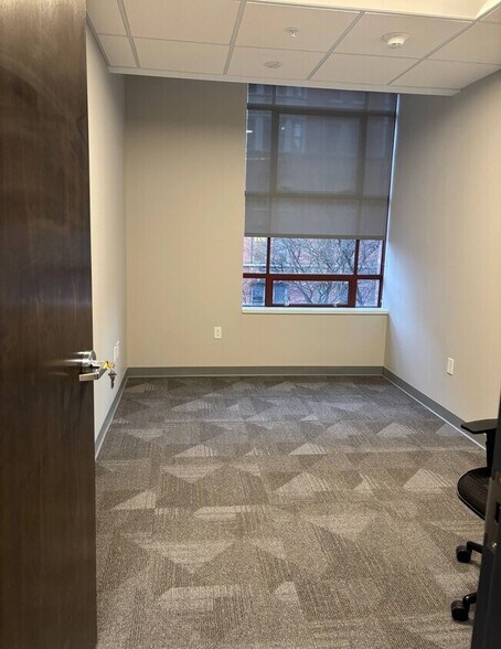 More Photos Of 109 S Warren St, Syracuse Office Residential For Lease