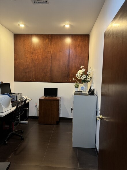 More Photos Of 139-149 Centre St, New York Medical For Sale