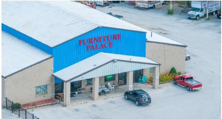 More Photos Of 2195 Navarre Ave, Oregon Auto Dealership For Sale