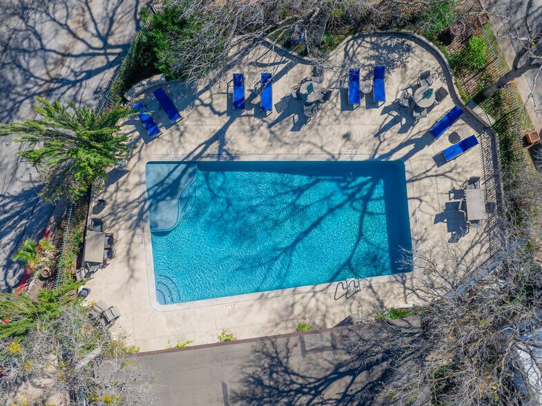 More Photos Of 7901 E Ben White Blvd, Austin Manufactured Housing Mobile Home Park For Sale