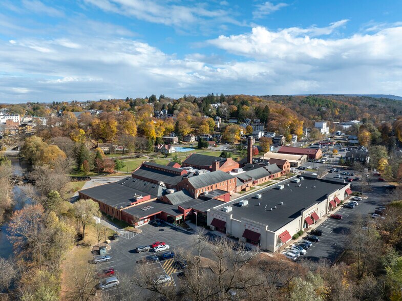 More Photos Of 100-256 Match Factory Pl, Bellefonte Medical For Lease