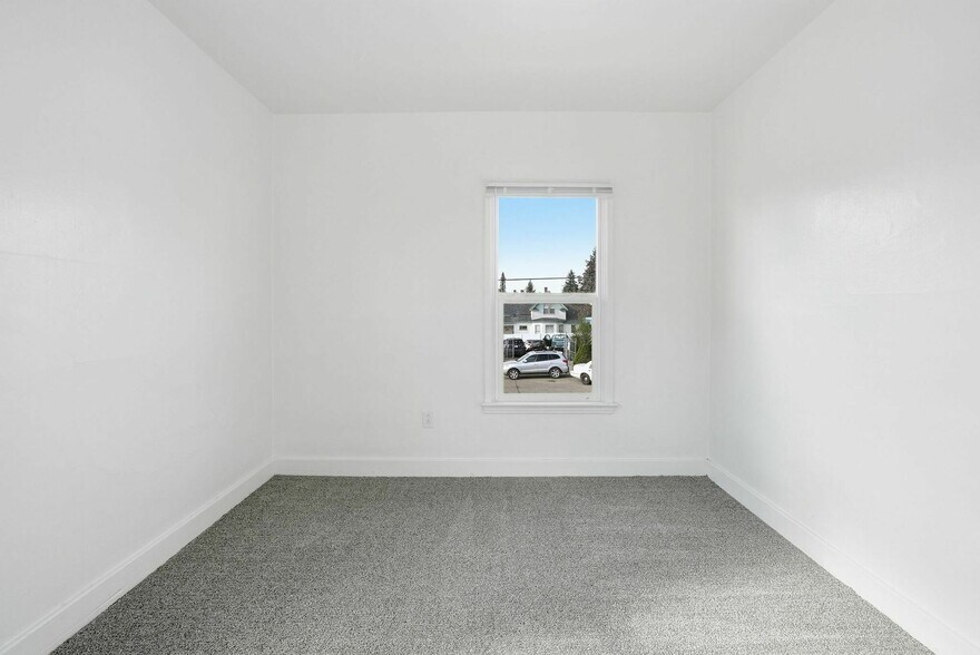 More Photos Of 1704-1712 N Ash St, Spokane Apartments For Sale