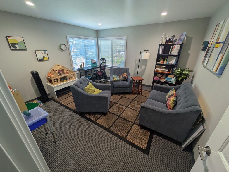 More Photos Of 1130-1132 McKendrie St, San Jose Medical For Lease