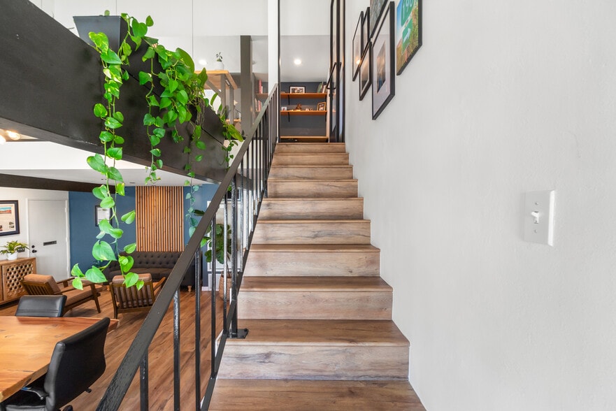More Photos Of 2734 E Broadway, Long Beach Loft Creative Space For Sale