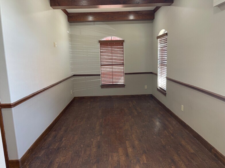 More Photos Of 24668 Kingsland Blvd, Katy Medical For Lease