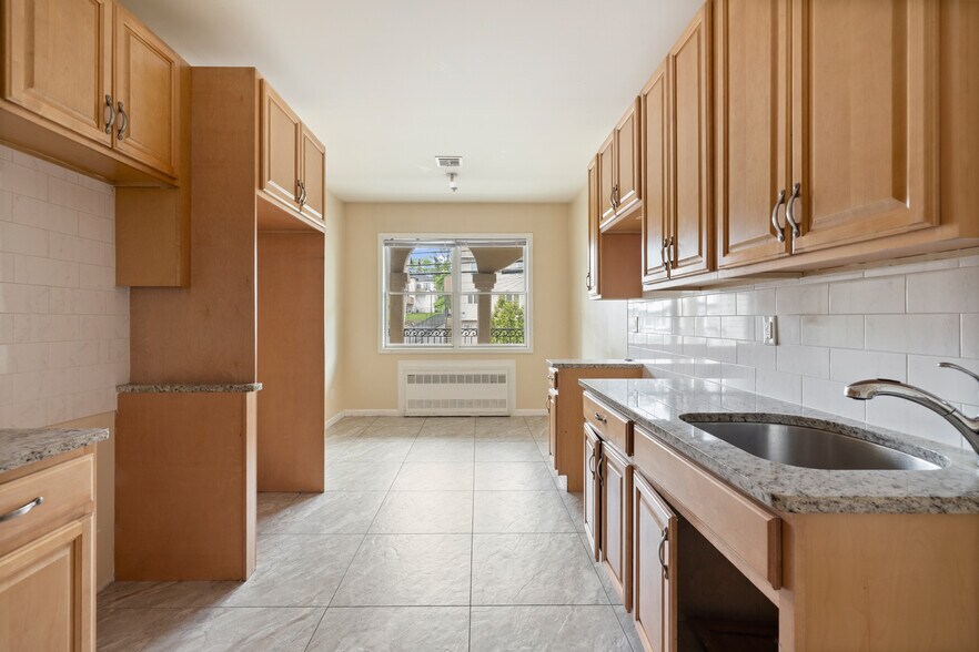 More Photos Of 342 Blauvelt Rd, Monsey Apartments For Sale
