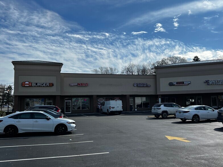 More Photos Of 430 Market St, Elmwood Park Unknown For Lease