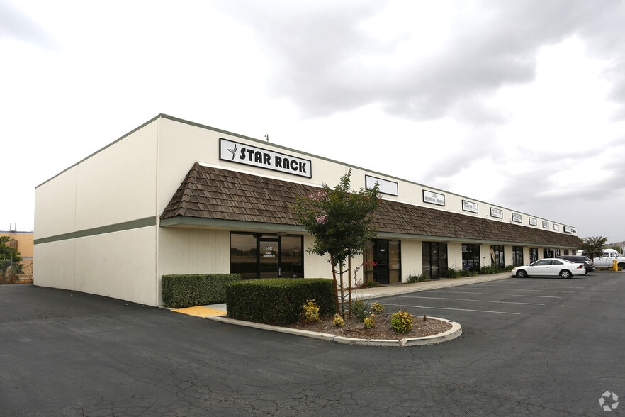 More Photos Of 6682-6700 Van Buren Blvd, Riverside Light Distribution For Lease