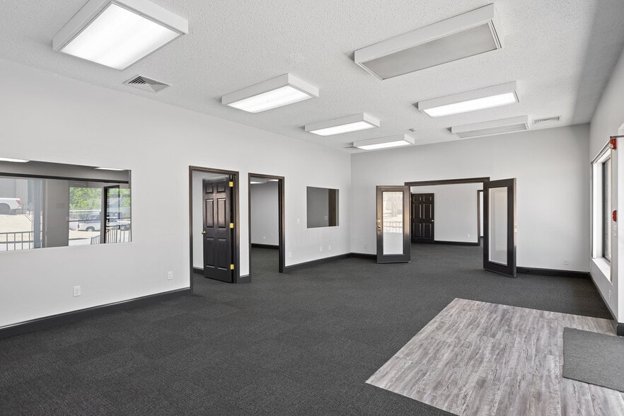More Photos Of 4608 Hixson Pike, Hixson Office For Lease