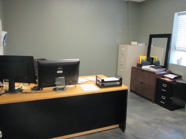 More Photos Of 8800 Venture Ave SE, Calgary Warehouse For Lease