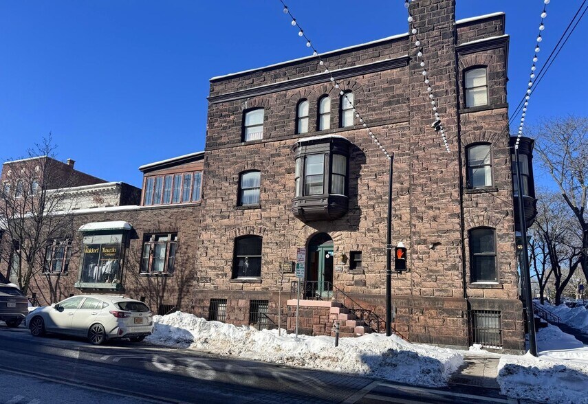 More Photos Of 204 Lancaster St, Albany Storefront Retail Residential For Sale