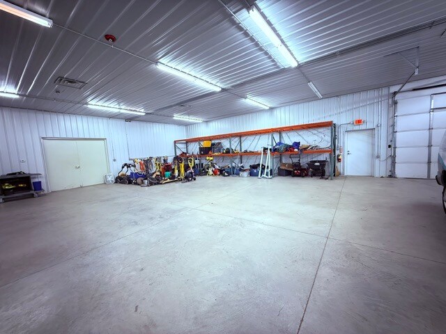 More Photos Of 3500 Constitution Dr, Springfield Warehouse For Sale