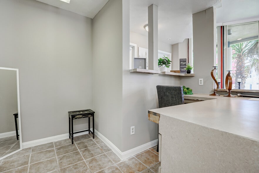 More Photos Of 2601 Prospect St, Houston Medical For Sale