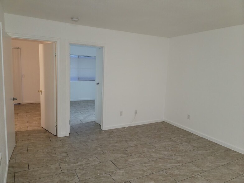 More Photos Of 43965 Towne St, Indio Apartments For Sale