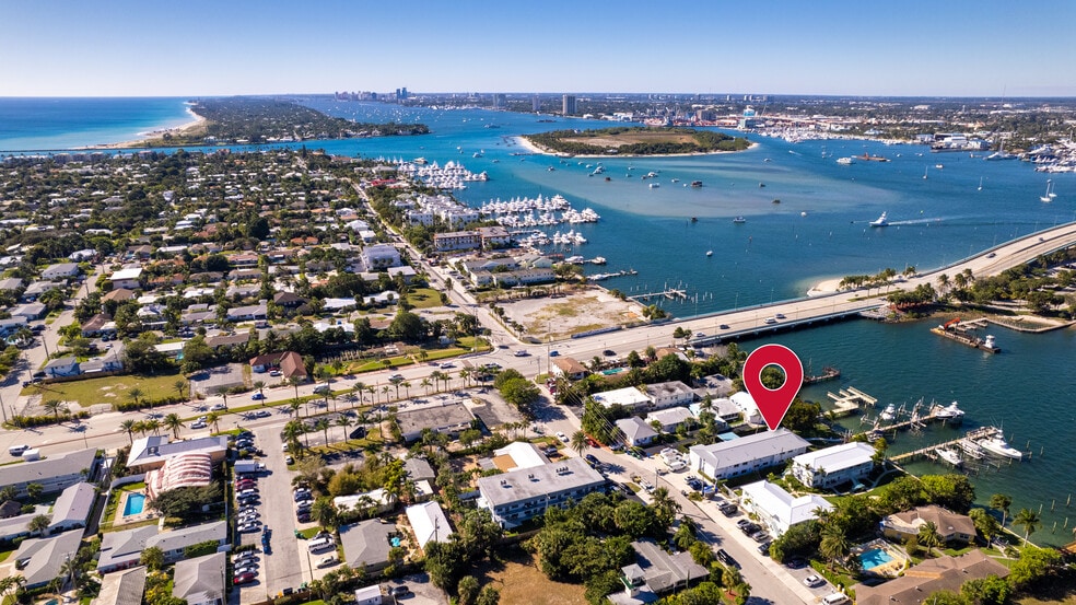 More Photos Of 2649 Lake Dr, Riviera Beach Apartments For Sale