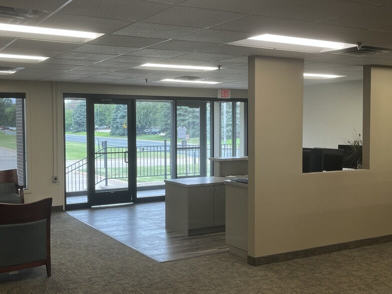 More Photos Of 1256 Trapp Rd, Eagan Research And Development For Sale