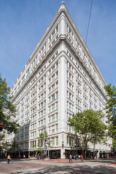 More Photos Of 621 SW 5th Ave, Portland Office For Lease