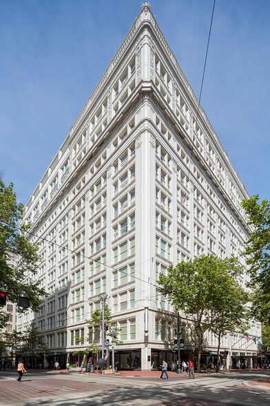 More Photos Of 621 SW 5th Ave, Portland Office For Lease