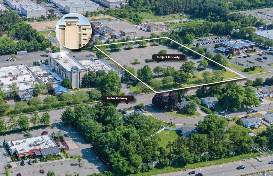 Primary Photo Of 110 Motor Pky, Hauppauge Land For Sale
