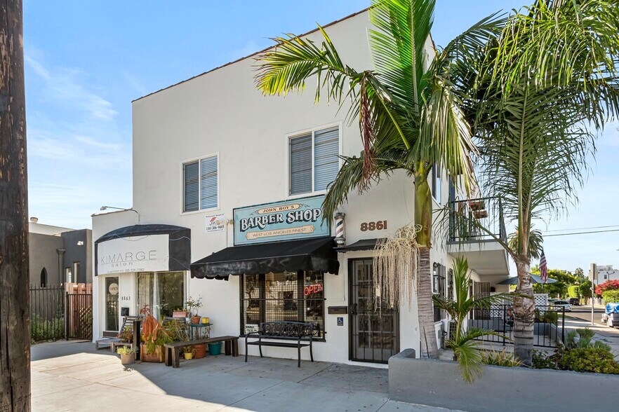 More Photos Of 8861 Venice Blvd, Los Angeles Apartments For Sale