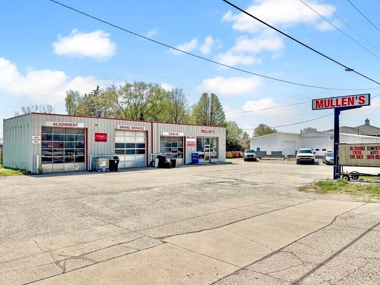 More Photos Of 1005 E Broadway St, Covington General Retail For Sale