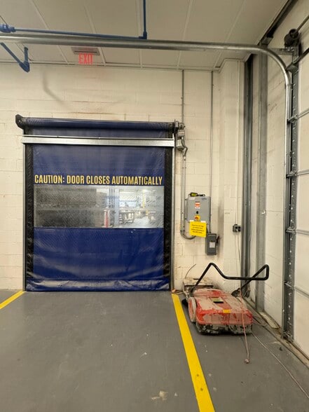 More Photos Of 245 Old Egg Harbor Rd, West Berlin Manufacturing For Lease