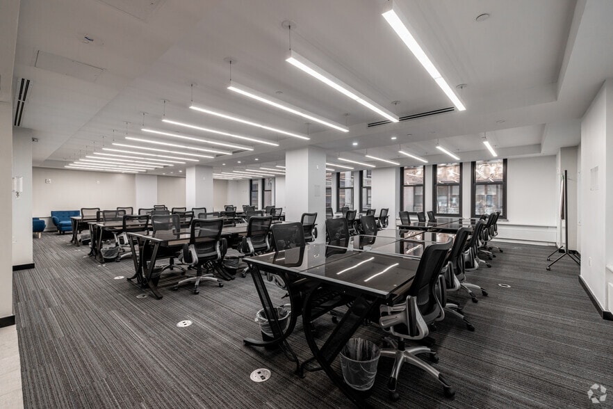 More Photos Of 15 W 38th St, New York Coworking Space