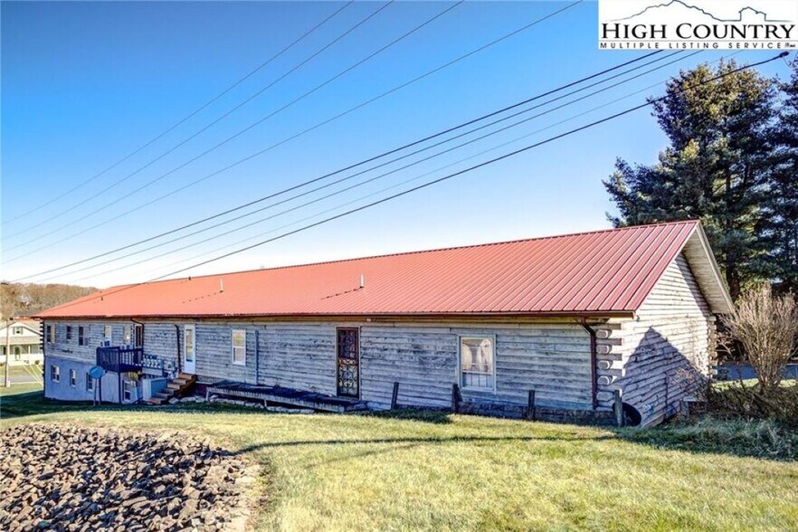 More Photos Of 71 E Cheek St, Sparta Apartments For Sale