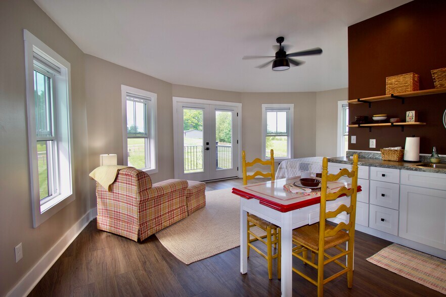 More Photos Of 3476 Fairview Rd, Lewisburg Specialty For Sale