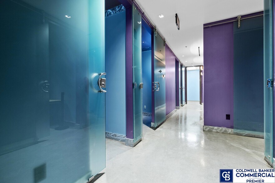 More Photos Of 4381 W Flamingo Rd, Las Vegas Hotel For Lease