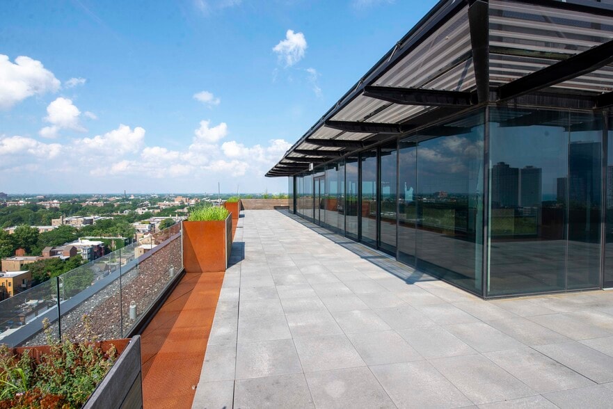 More Photos Of 5050 N Broadway St, Chicago Apartments For Lease