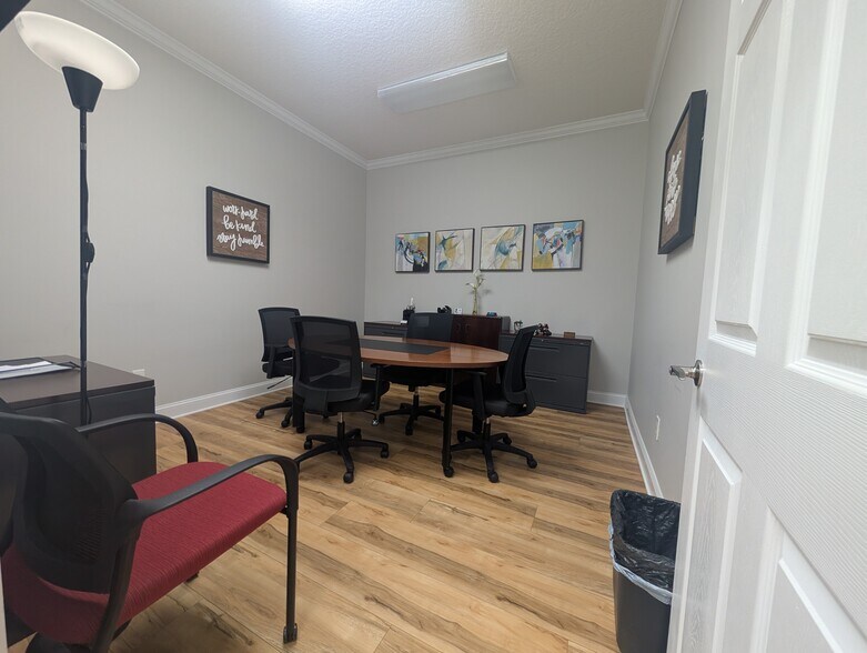 More Photos Of 1629 Race Track Rd, Jacksonville Loft Creative Space For Lease