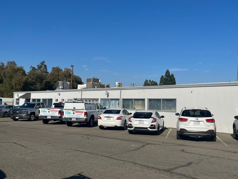 More Photos Of 4619 Auburn Blvd, Sacramento Freestanding For Lease