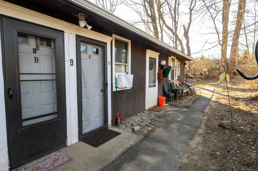 More Photos Of 5 Baker St, Mohegan Lake Apartments For Sale