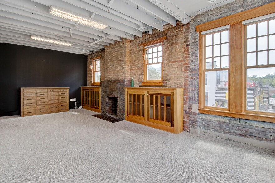 More Photos Of 1200 W Magnolia Ave, Fort Worth Office For Lease
